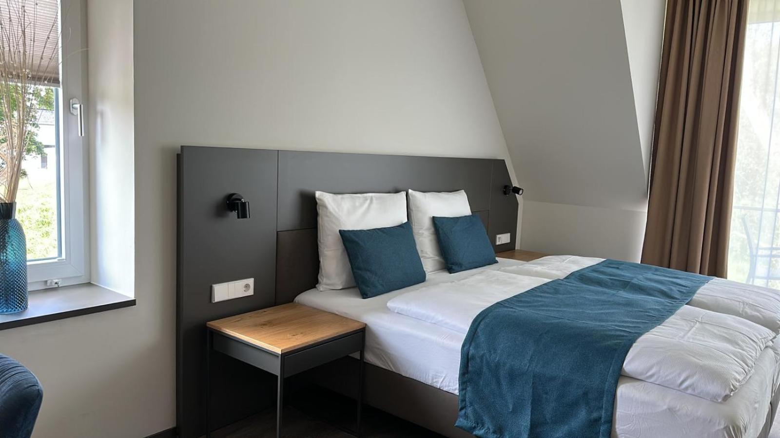 ווילהלמסהאבן Hotel Schoene Aussicht מראה חיצוני תמונה