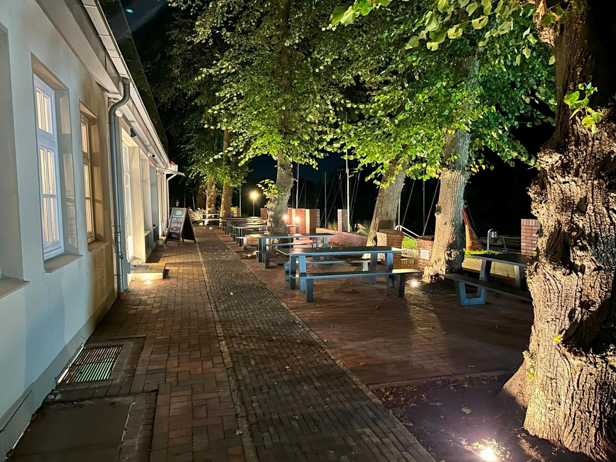 ווילהלמסהאבן Hotel Schoene Aussicht מראה חיצוני תמונה